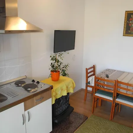 In Mit Terrasse Und Grill By Interhome Apartment