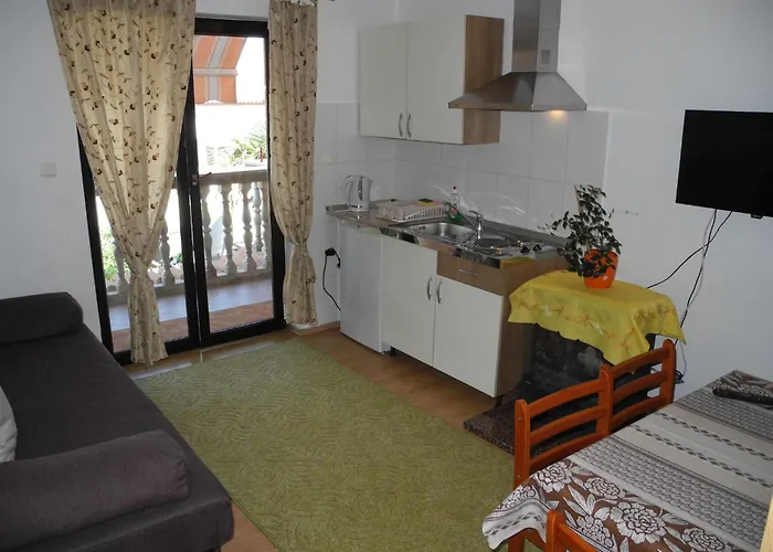 In Mit Terrasse Und Grill By Interhome Apartment Crikvenica